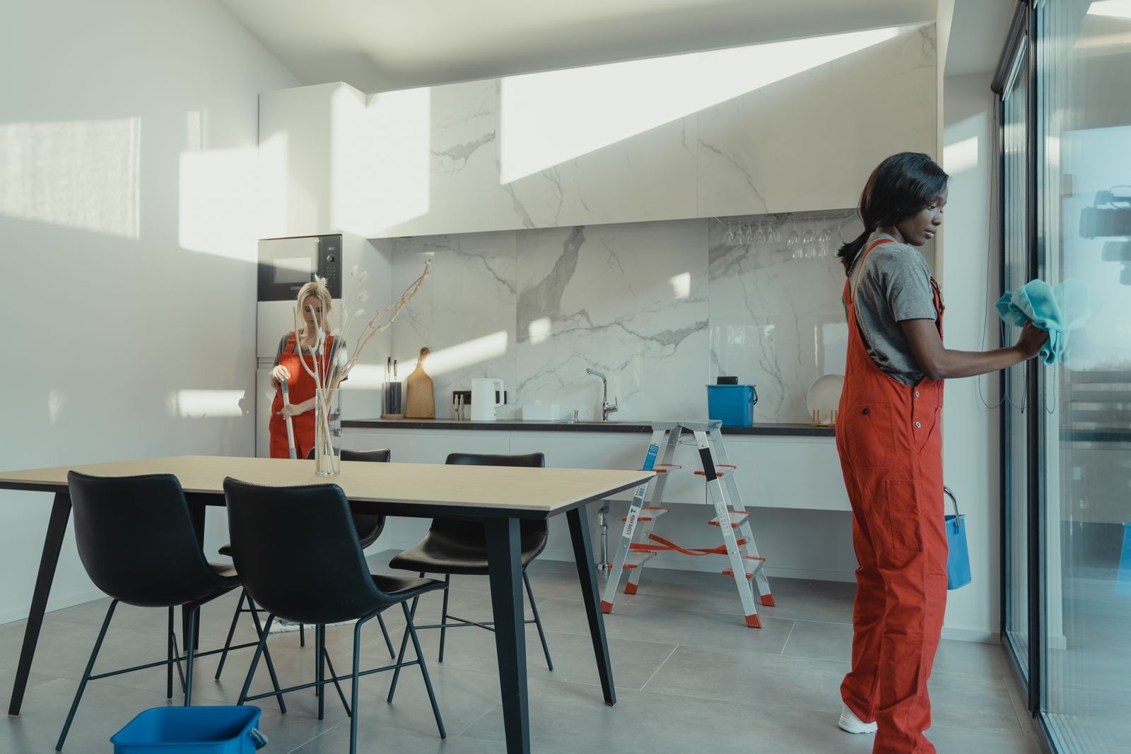 Cleaning & Facility Services